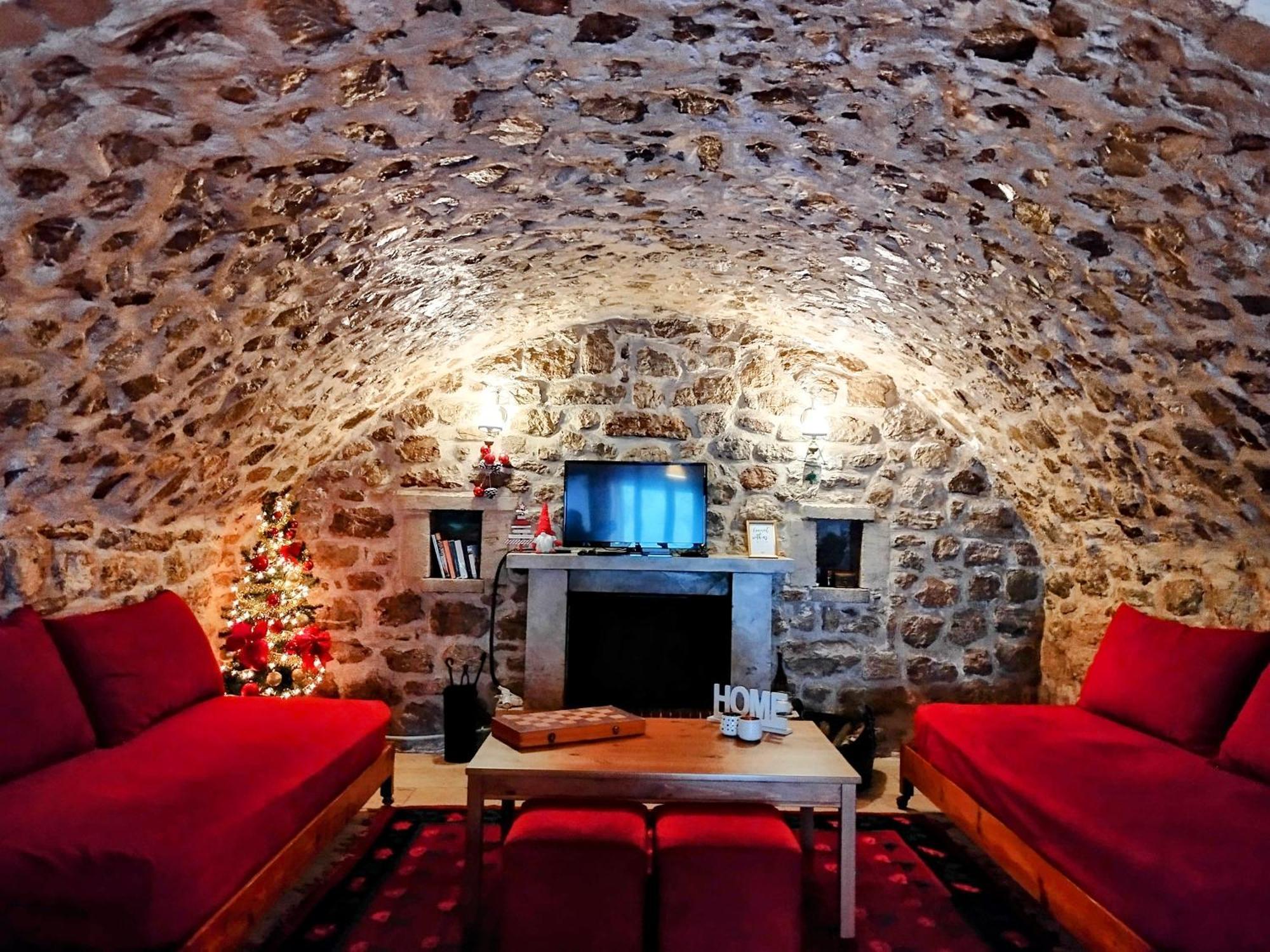 Kristi'S Homes - "Beautiful Dome" In Dimitsana Bagian luar foto